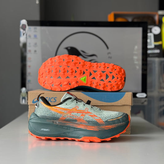 ASICS TRABUCO MAX 4