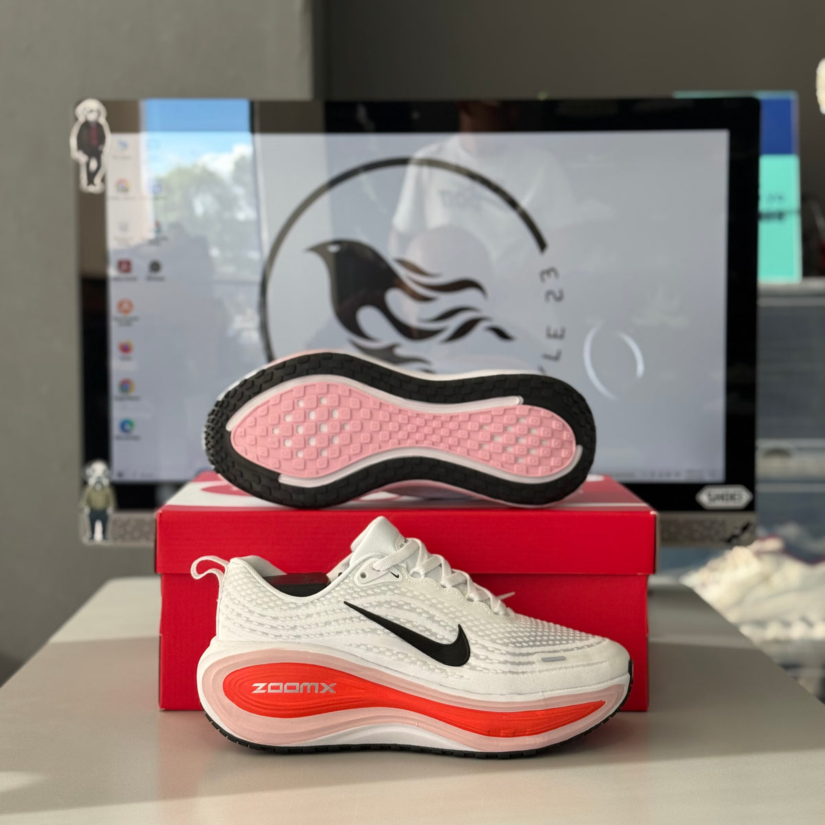 NIKE VOMERO PLUS