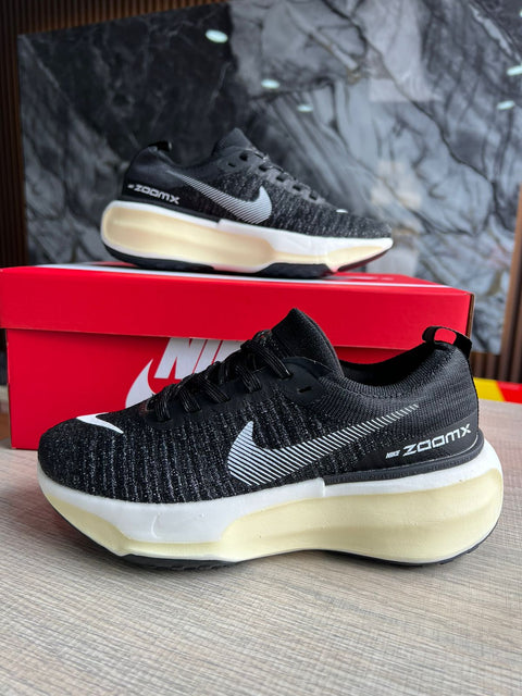 NIKE INVINCIBLE RUN 3